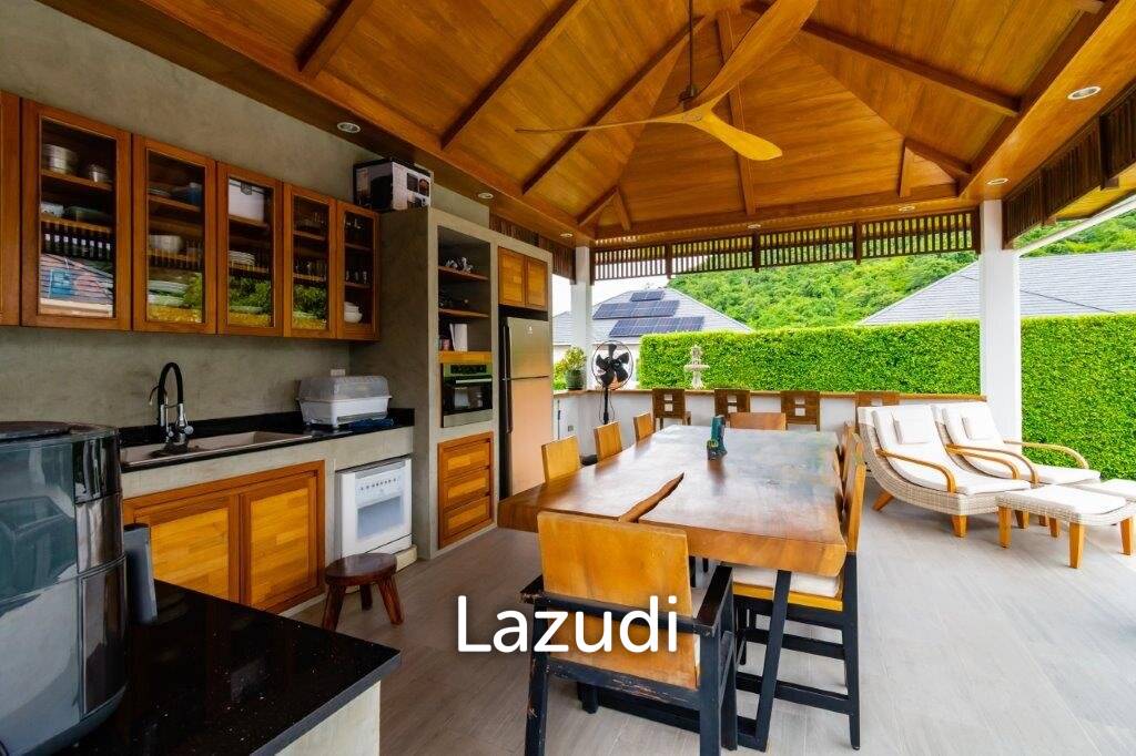 1,324 ตร.ม 3 เตียง 4 อาบน้ำ วิลล่า For ขาย