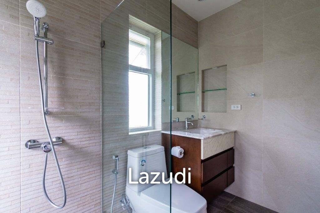 1,324 ตร.ม 3 เตียง 4 อาบน้ำ วิลล่า For ขาย