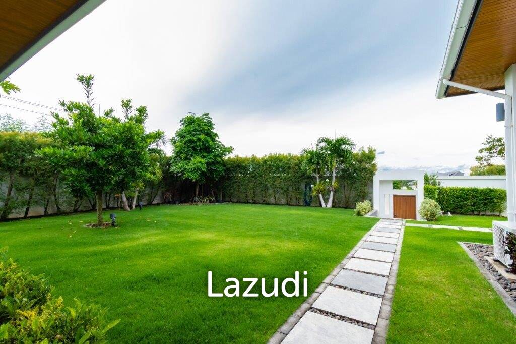 1,324 ตร.ม 3 เตียง 4 อาบน้ำ วิลล่า For ขาย