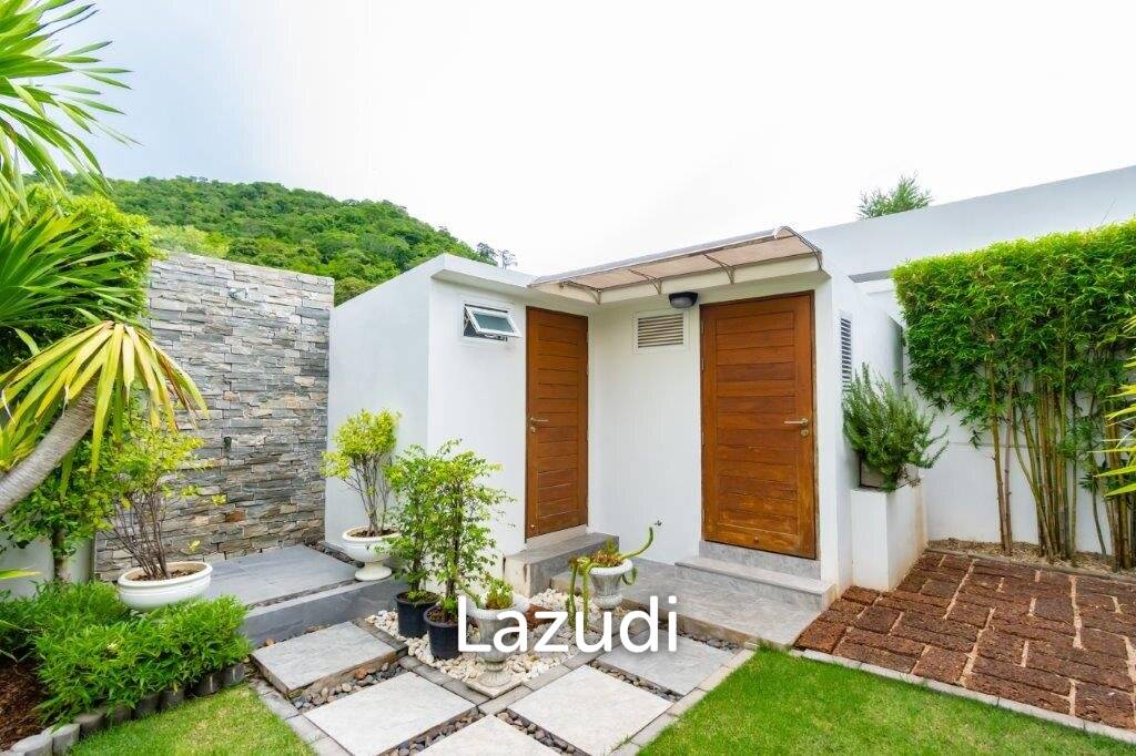 1,324 ตร.ม 3 เตียง 4 อาบน้ำ วิลล่า For ขาย