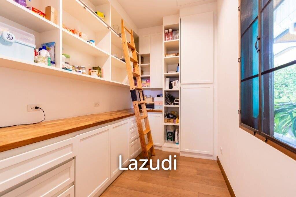 1,324 ตร.ม 3 เตียง 4 อาบน้ำ วิลล่า For ขาย