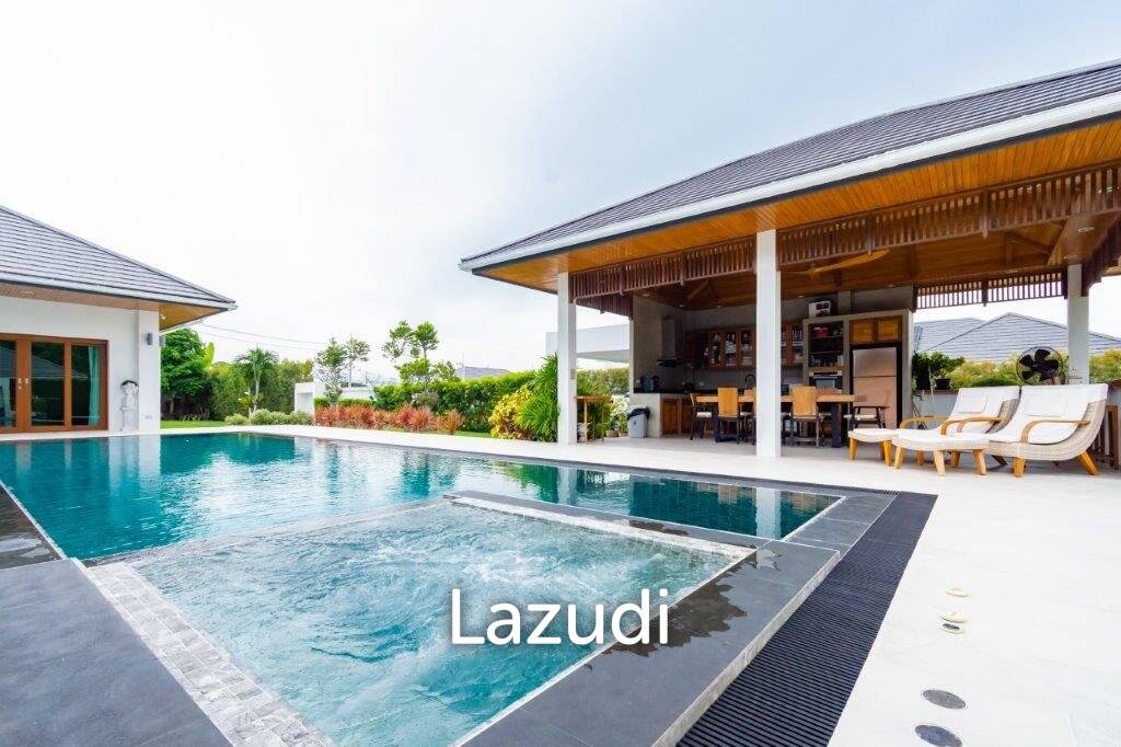 1,324 ตร.ม 3 เตียง 4 อาบน้ำ วิลล่า For ขาย