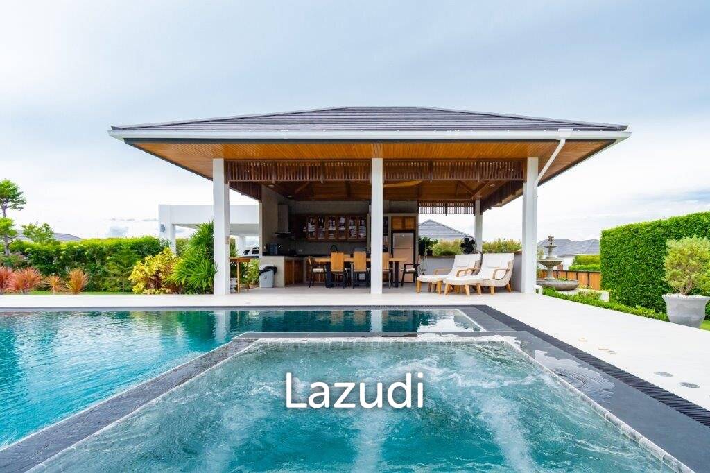 1,324 ตร.ม 3 เตียง 4 อาบน้ำ วิลล่า For ขาย