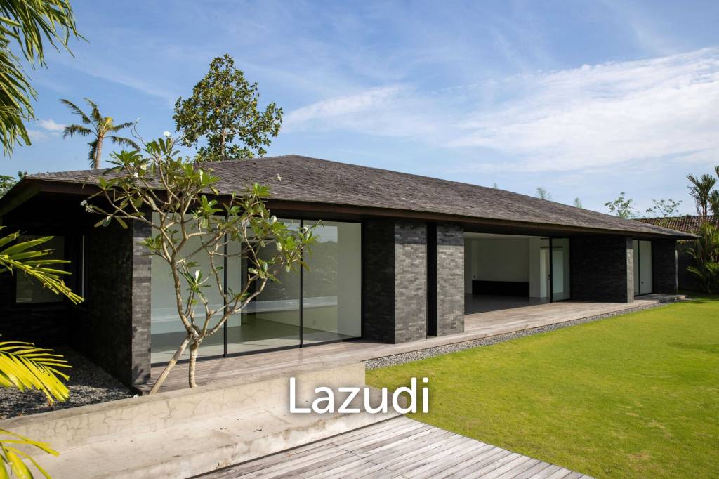 RIVERFRONT VILLA WITH JUNGLE AND RICE FIELDS VIEWS