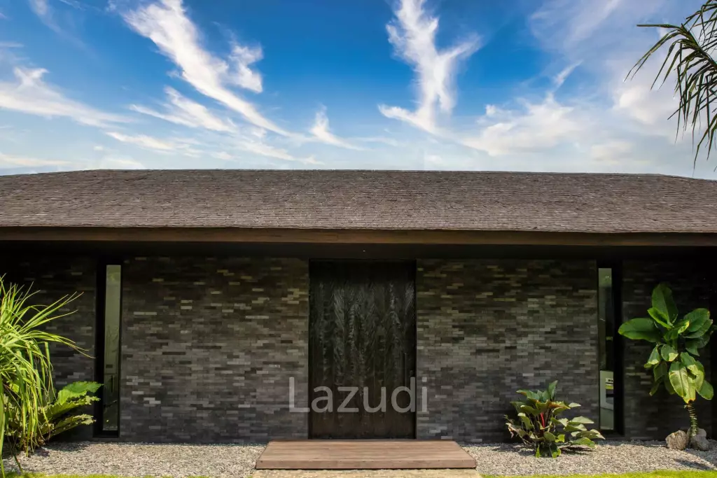 RIVERFRONT VILLA WITH JUNGLE AND RICE FIELDS VIEWS