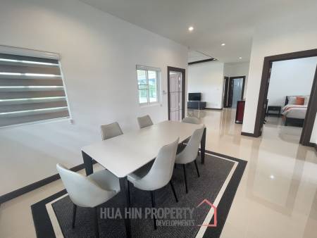 Emerald Scenery: Extremely well maintained villa with 3 bedrooms and 2 bathrooms