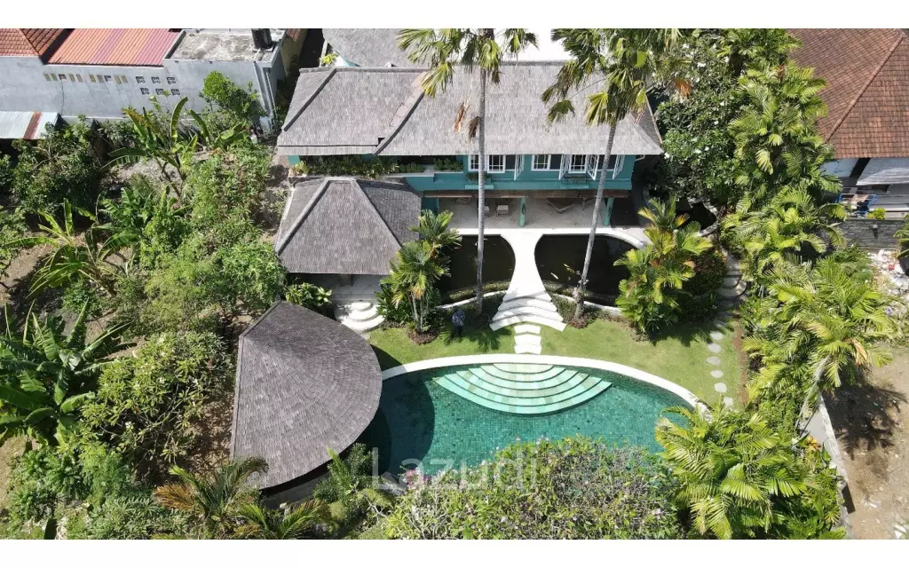 The Perfect Blend of Traditional and Luxury Living in Kerobokan