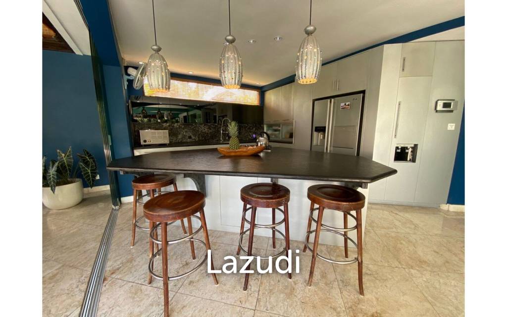 The Perfect Blend of Traditional and Luxury Living in Kerobokan