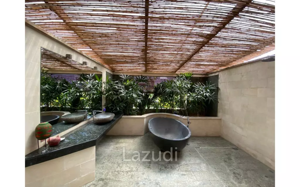The Perfect Blend of Traditional and Luxury Living in Kerobokan
