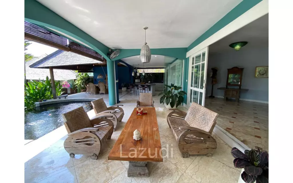 The Perfect Blend of Traditional and Luxury Living in Kerobokan