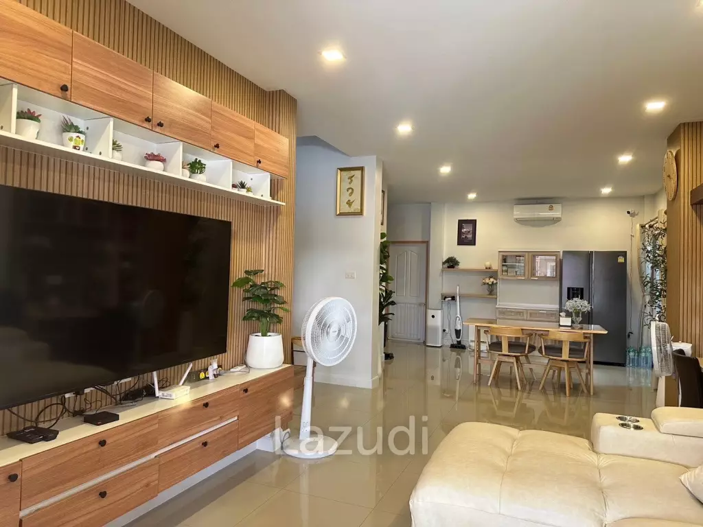 3 Bedrooms 3 Bathrooms 113 SQ.M. Grand PMC 7