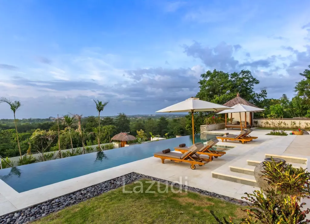 ELEGANT PECATU VILLA WITH EXPANSIVE SPACE AND MODERN COMFORTS