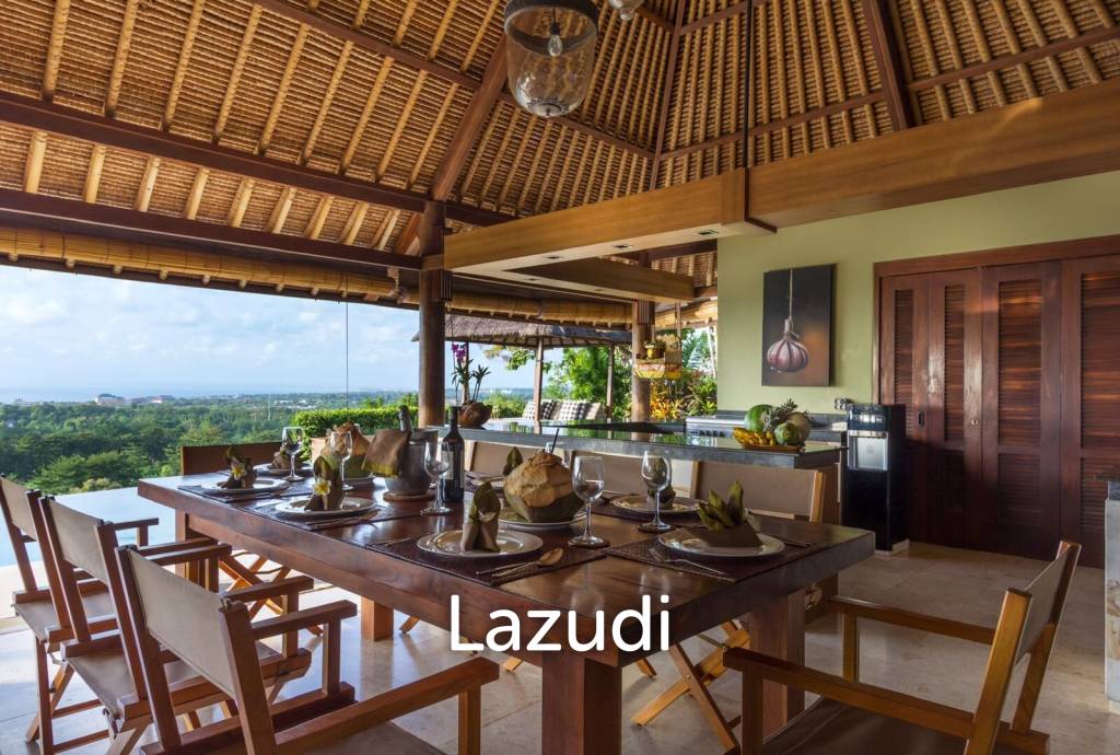ELEGANT PECATU VILLA WITH EXPANSIVE SPACE AND MODERN COMFORTS