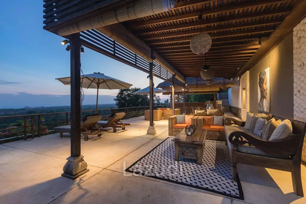 ELEGANT PECATU VILLA WITH EXPANSIVE SPACE AND MODERN COMFORTS