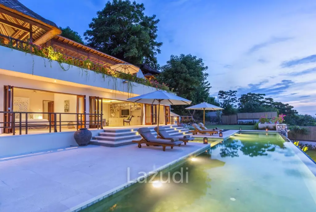 ELEGANT PECATU VILLA WITH EXPANSIVE SPACE AND MODERN COMFORTS