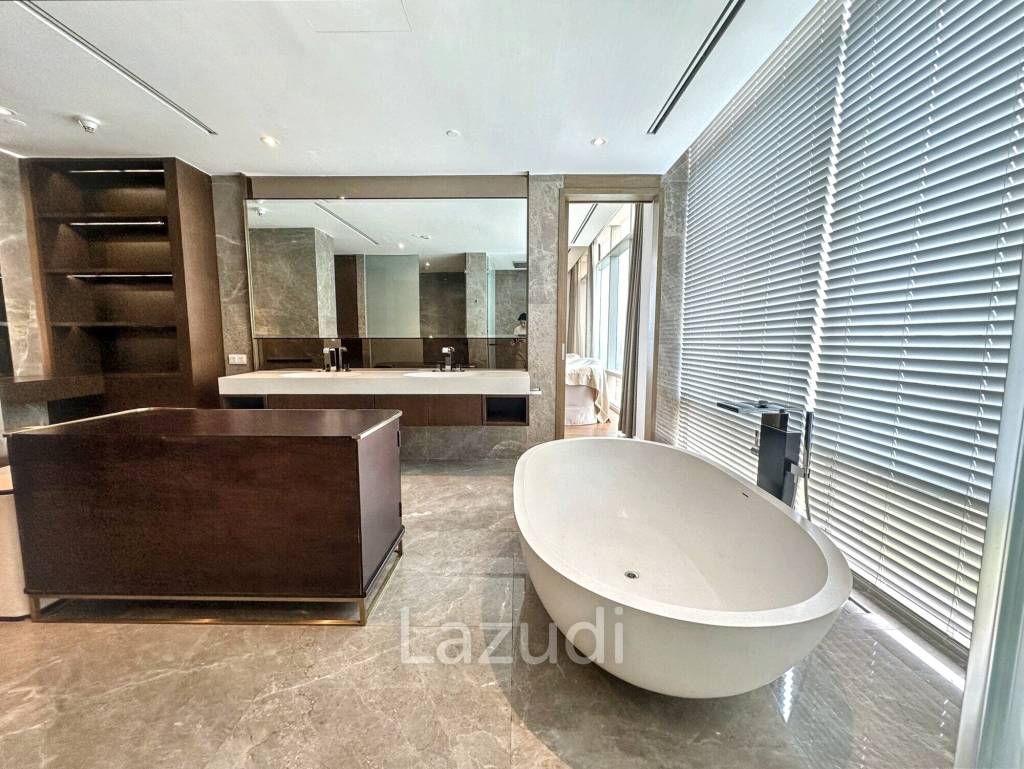 Luxurious Penthouse 386 SQ.M at 185 Rajadamri