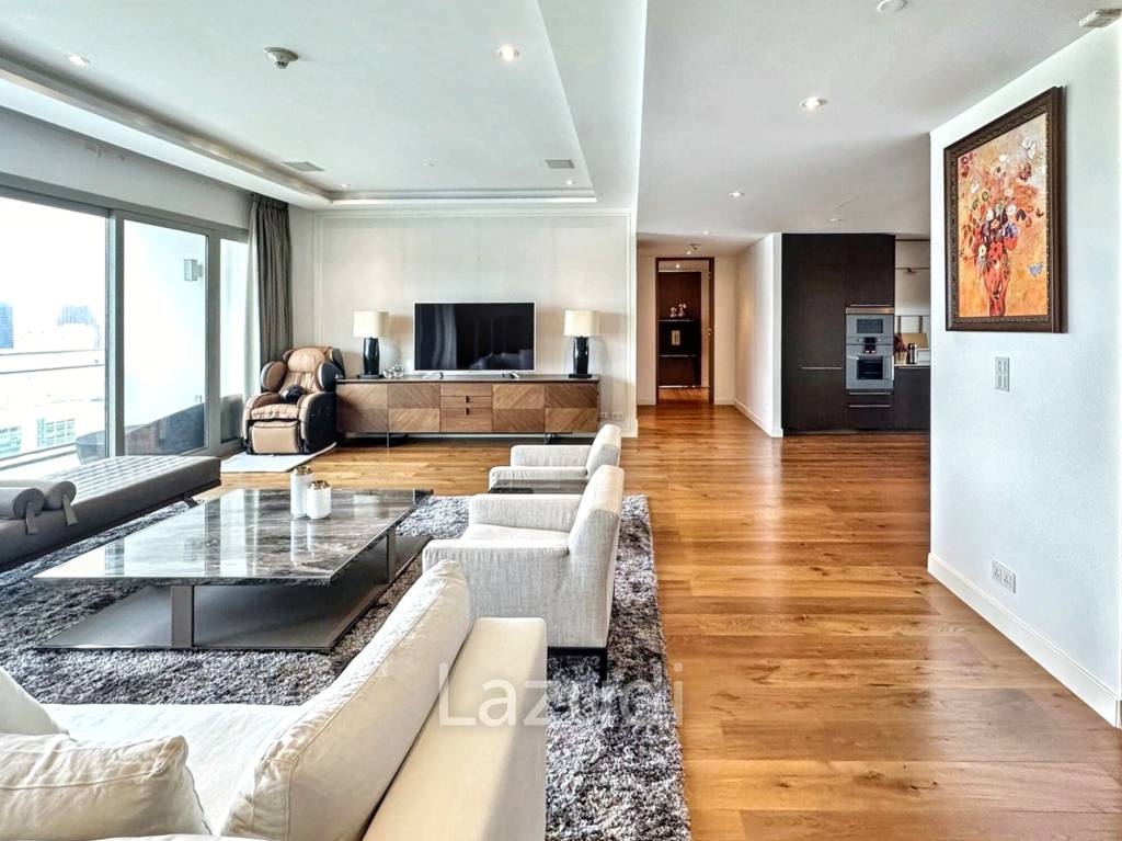 Luxurious Penthouse 386 SQ.M at 185 Rajadamri