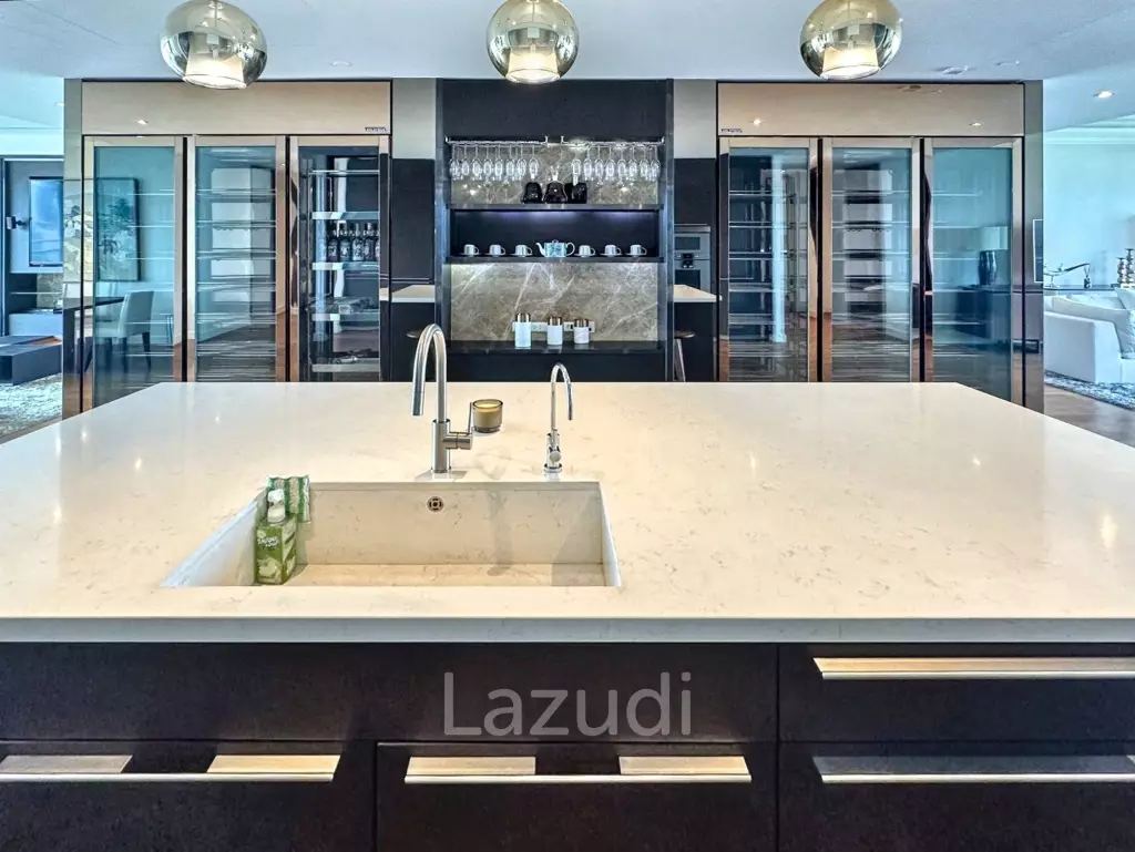Luxurious Penthouse 386 SQ.M at 185 Rajadamri