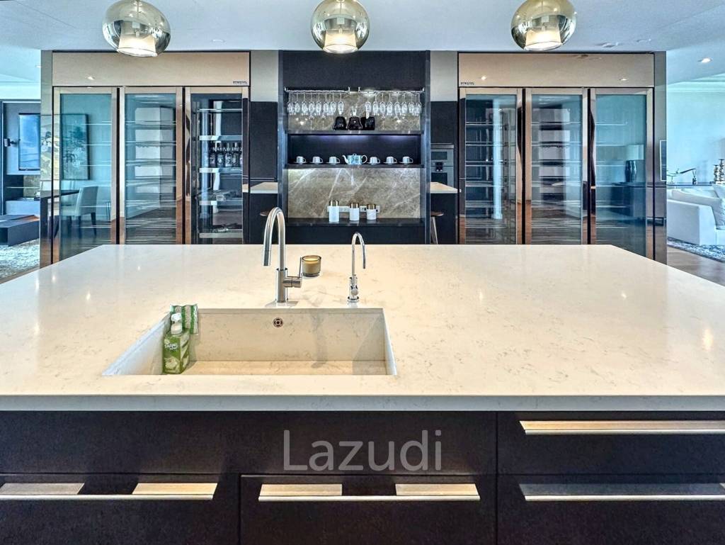 Luxurious Penthouse 386 SQ.M at 185 Rajadamri