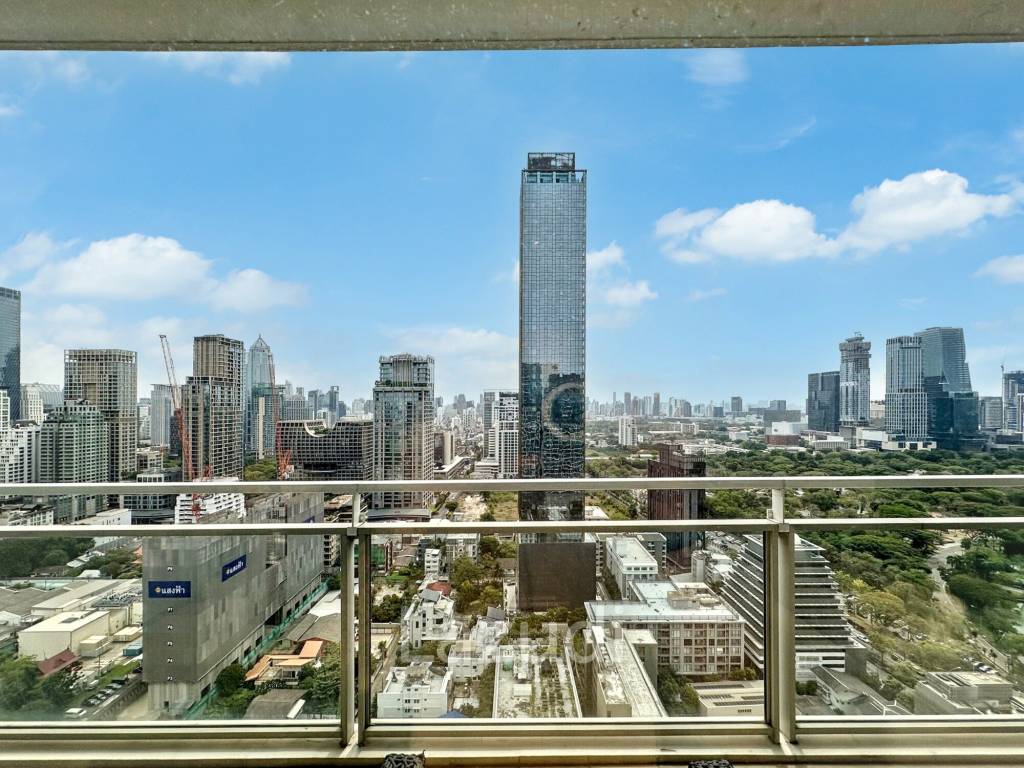 Luxurious Penthouse 386 SQ.M at 185 Rajadamri