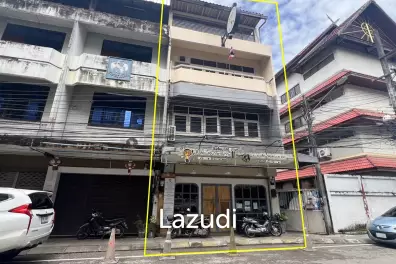 ขายตึก/อาคารพาณิชย์ 4 ห้องนอนใกล้กับกาดหลวง โซนขายผ้า