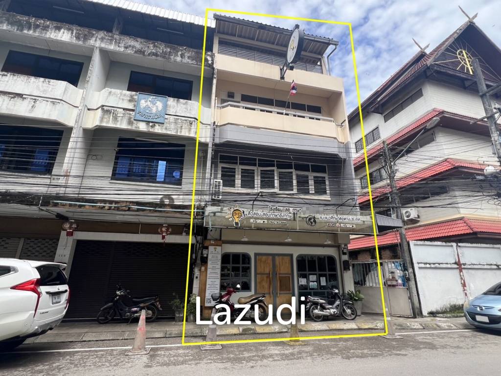 4 Bedrooms Commercial Building For Sale Near To Kad Luang