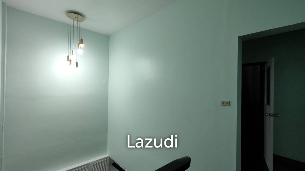 Prime Location Home Office for rent in Sukhumvit 49