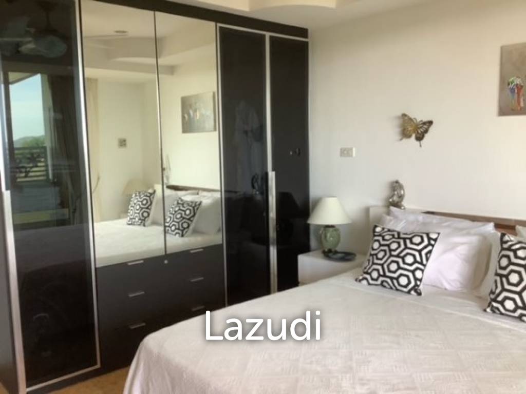 SEARIDGE : Luxury 3 Bed Penthouse Condo