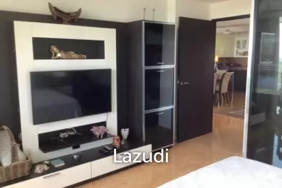 SEARIDGE : Luxury 3 Bed Penthouse Condo