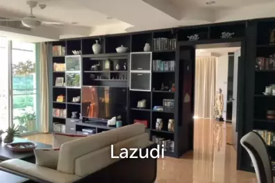 SEARIDGE : Luxury 3 Bed Penthouse Condo