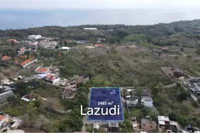 Expansive Land in Padang Padang with Promising Future Potential