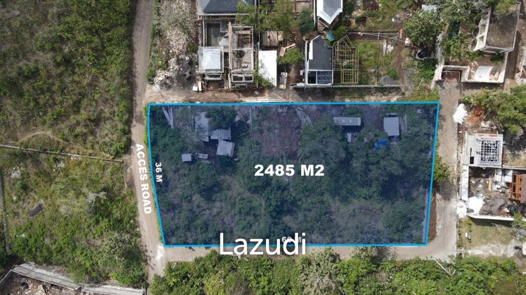 Expansive Land in Padang Padang with Promising Future Potential