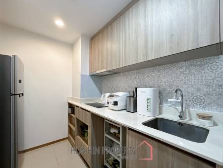 La Habana : 2 Bedroom Condo with a Large Balcony