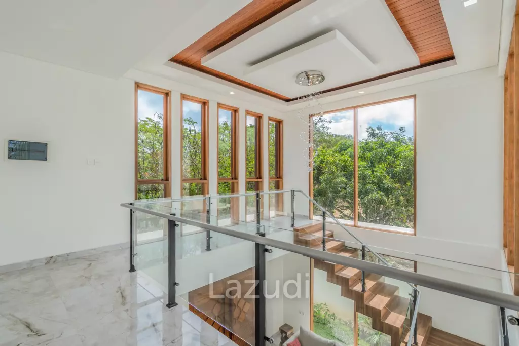 Luxury Living in Nusa Dua 4-Bedroom Completed Villa with Enclosed Living
