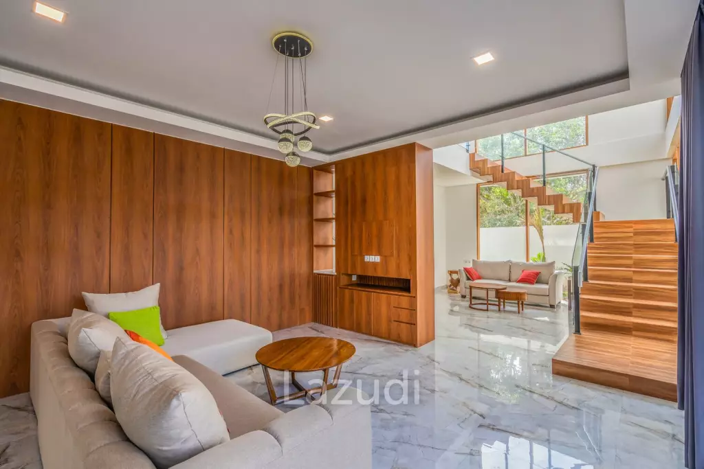 Luxury Living in Nusa Dua 4-Bedroom Completed Villa with Enclosed Living