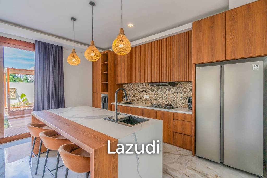 Luxury Living in Nusa Dua 4-Bedroom Completed Villa with Enclosed Living