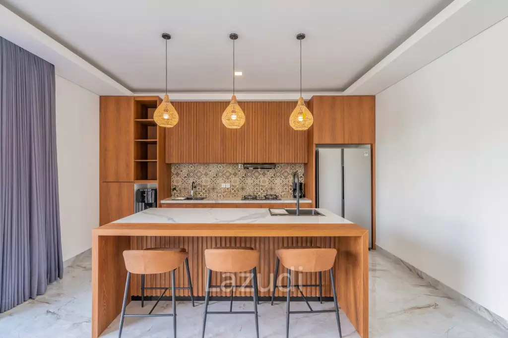 Luxury Living in Nusa Dua 4-Bedroom Completed Villa with Enclosed Living