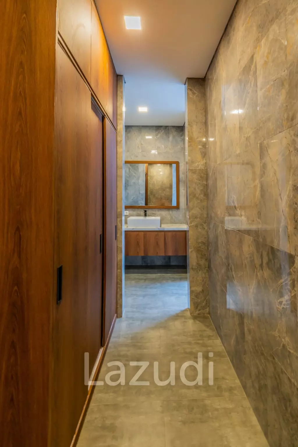 Luxury Living in Nusa Dua 4-Bedroom Completed Villa with Enclosed Living