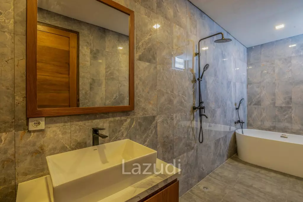 Luxury Living in Nusa Dua 4-Bedroom Completed Villa with Enclosed Living