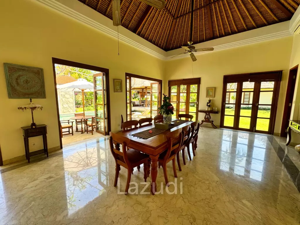 EXPANSIVE VILLA WITH BEACHSIDE CONVENIENCE IN SANUR