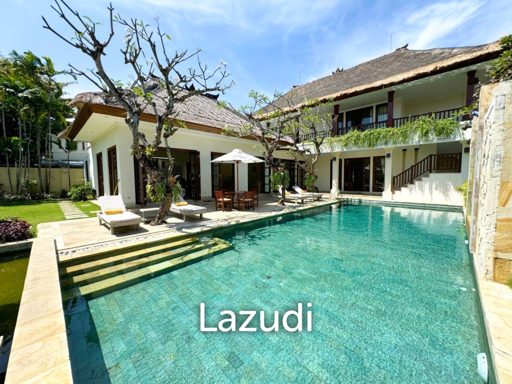 EXPANSIVE VILLA WITH BEACHSIDE CONVENIENCE IN SANUR