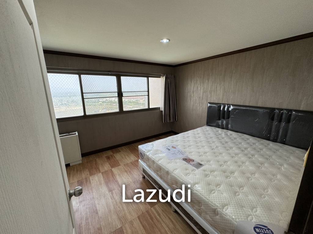 Condotel Cliff and Beach Krissadanakorn :  Renovated  3 Bed Seaview condo at Cha am