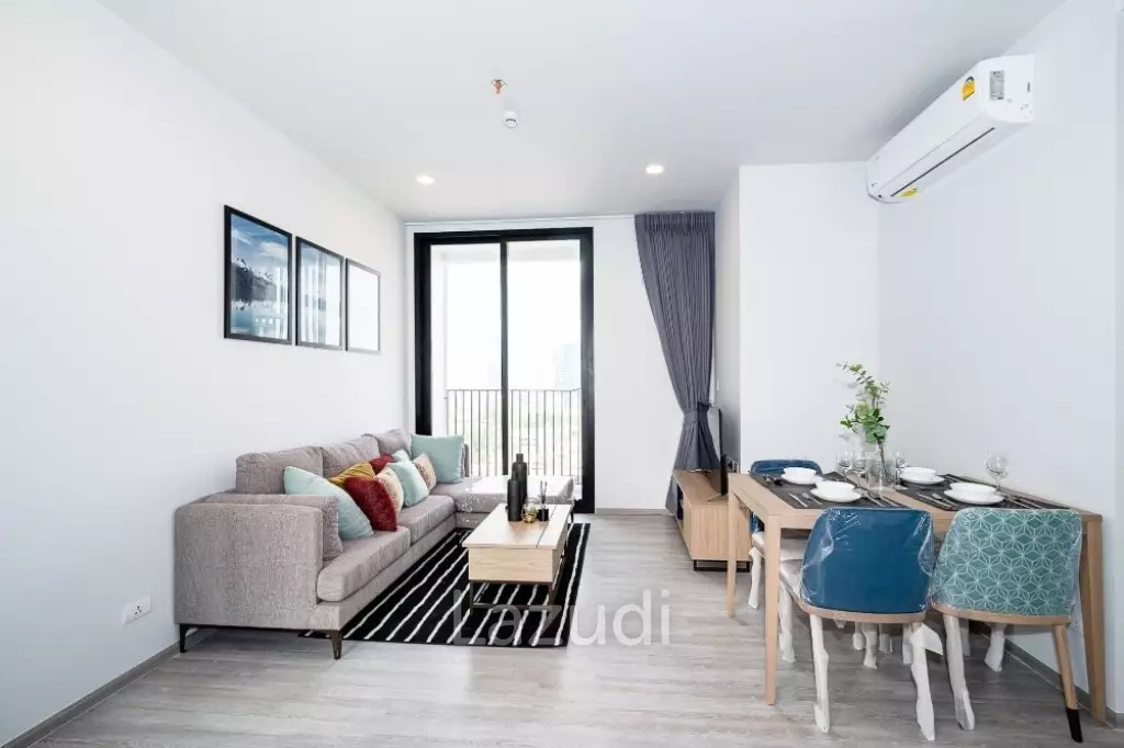 2 Bedrooms 2 Bathrooms 57 SQ.M XT Ekkamai