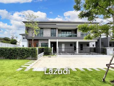 5 Bedrooms 6 Bathrooms 416 SQ.M The City Bangna