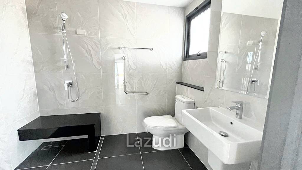 5 Bedrooms 6 Bathrooms 416 SQ.M The City Bangna