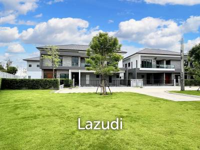 5 Bedrooms 6 Bathrooms 416 SQ.M The City Bangna