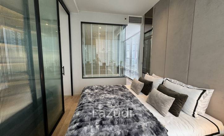 1 Bed 1 Bath 49.5 SQ.M Ashton Silom