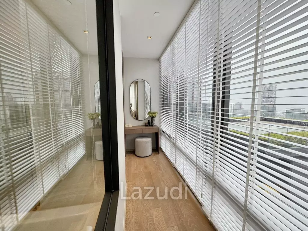 1 Bed 1 Bath 49.3 SQ.M Ashton Silom