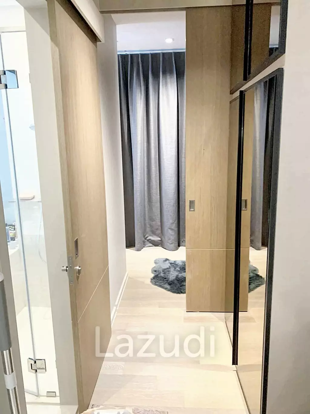 1 Bedroom 1 Bathroom 40 SQ.M Ashton Silom