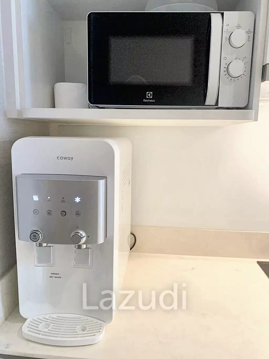 1 Bedroom 1 Bathroom 40 SQ.M Ashton Silom